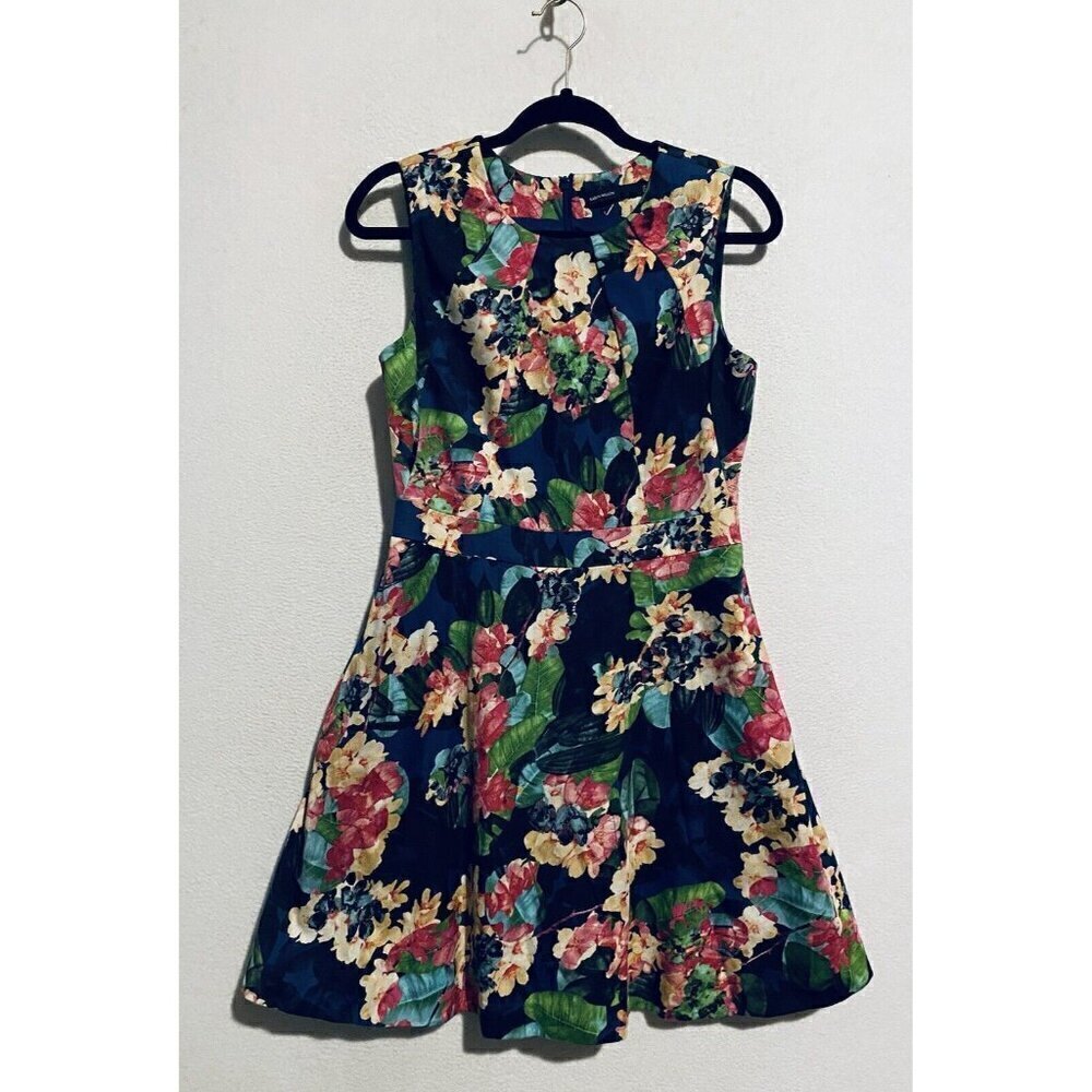 Karen Millen Dress Womens 8 Vibrant Floral Sleeveless Fit and Flare Feminine